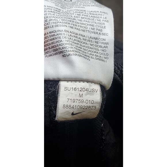 Nike Women' Sz M Modern Tempo Embossed Running Short 719759-010 Gym Hiking C11 - Picture 6 of 10